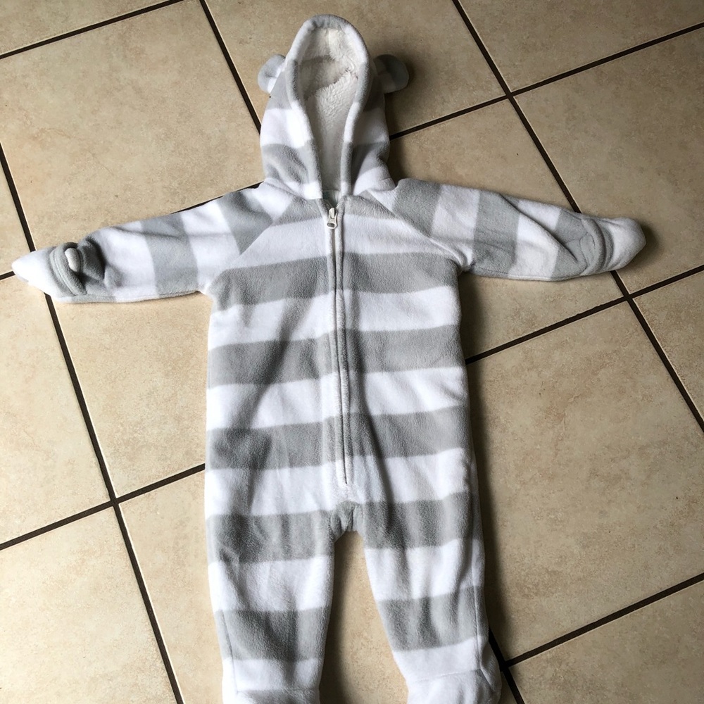 Old Navy one piece snow suit bunting